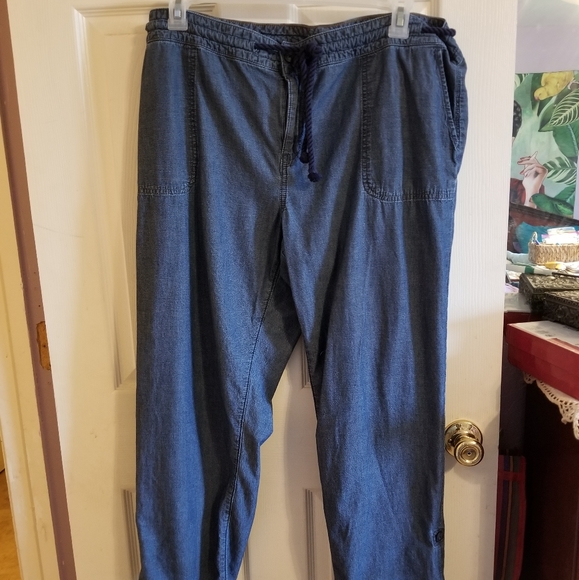Tommy Hilfiger Chambray Pants Size 18 EUC - Picture 1 of 8